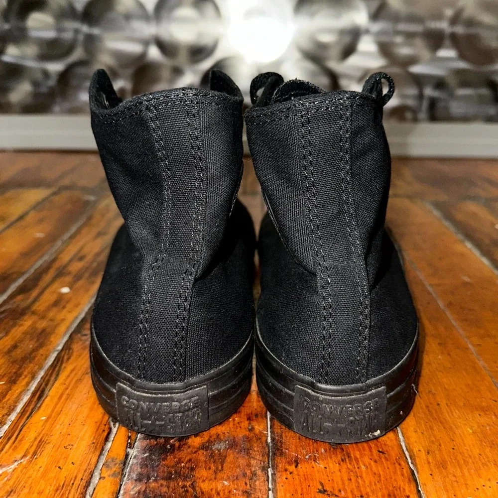 Converse Chuck Taylor All Star High Top Sneakers Unisex M10 W12 Black Lace Up